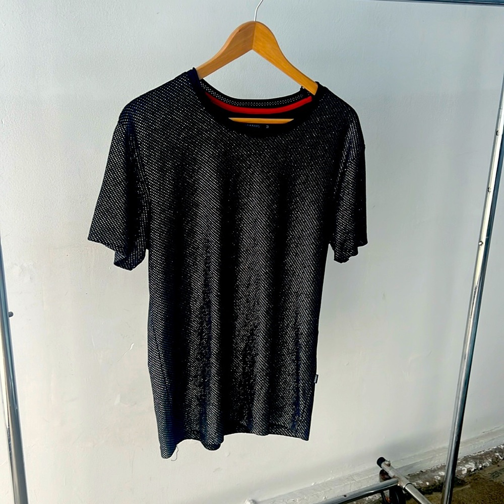 Bananas black sparkle tee size medium